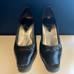 Charles Jourdain Paris Pumps